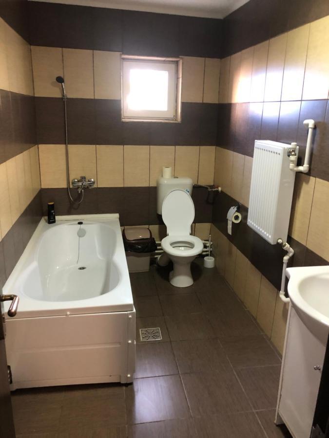 Hostel Mialma โอเนชต์ ภายนอก รูปภาพ
